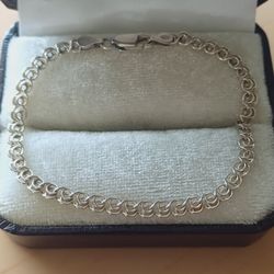Vintage Sterling Silver Bracelet 