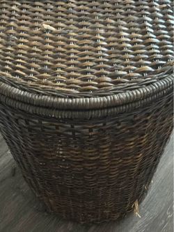 Laundr Hamper Half Circle