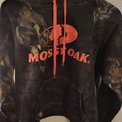 Mossy Oak Size Medium Hoody