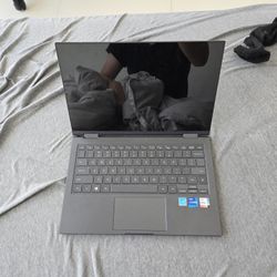 Samsung Alpha Flex 2 Tablet-laptop 512GB