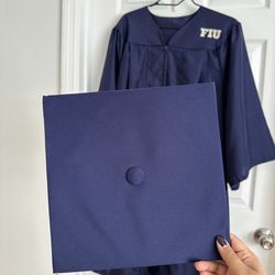 FIU Cap and Gown 