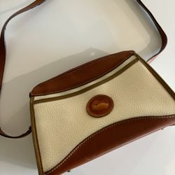DOONEY & BOURKE PURSE