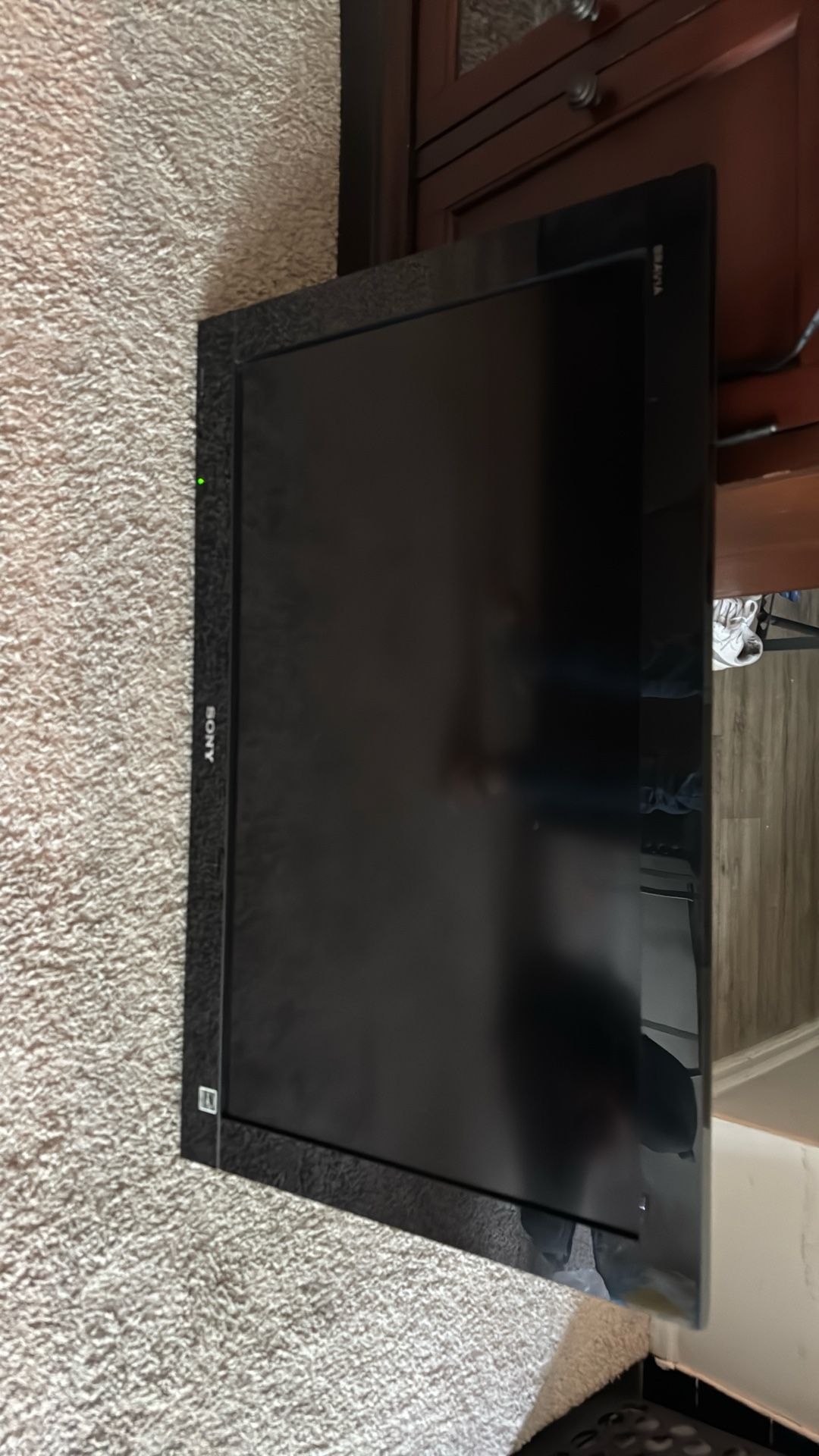 Im Selling Only TV , 32” Sony