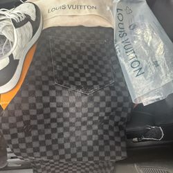 Brand new LV  Damier Checker Pants   Large “36”