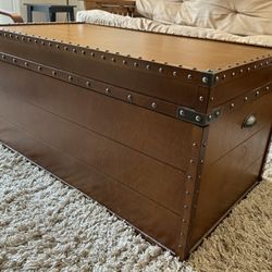 Coffee Table Trunk 