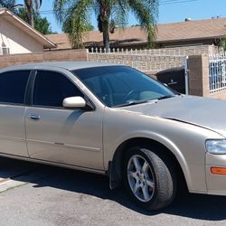 1999 Nissan Maxima