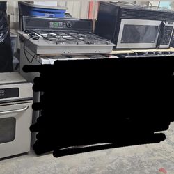 Stain Steel Cook Top, Oven, and Microwave