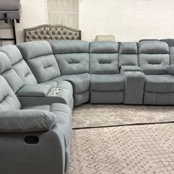 New Fabric Recliner Sectional Couch / Free Delivery 