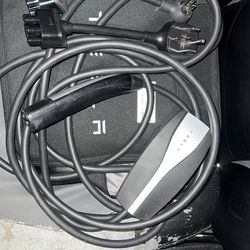 Tesla mobile charger