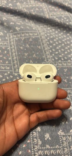 Apple AirPods 4th Generation with Charging Case