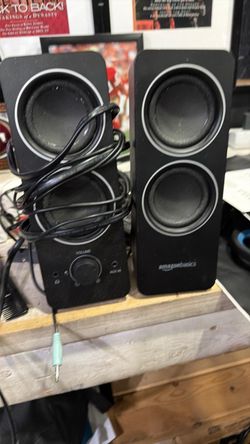 Computer speakers