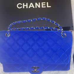 Chanel bag for Sale in Los Angeles, CA - OfferUp