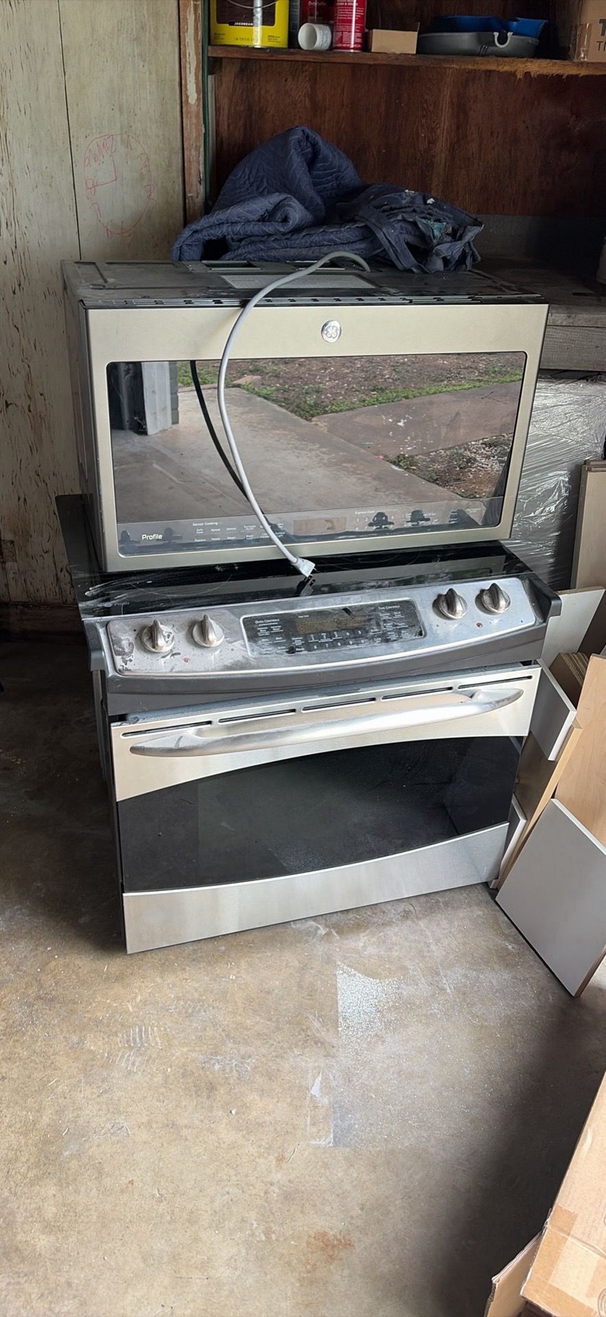 Microwave- stove /ove