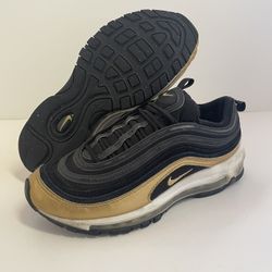 Nike Air Max 97 GS Black Metallic Gold 921522-014 Womens Size 6.5/5Y