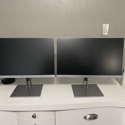 HP E223 Monitors - 2 Of Them
