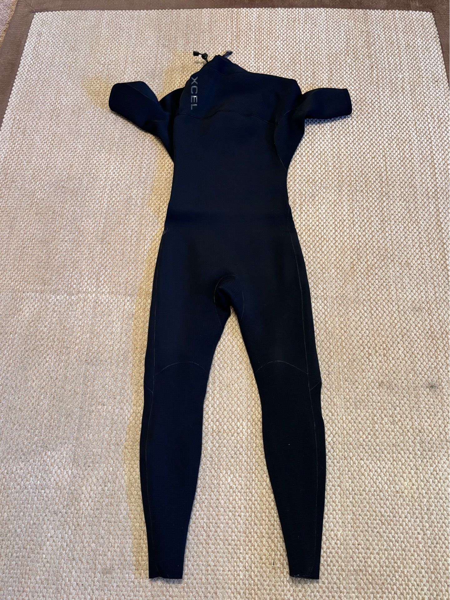 Men’s wetsuit // Excel 2mm size MEDIUM