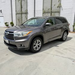 Toyota Highlander XLE 2014