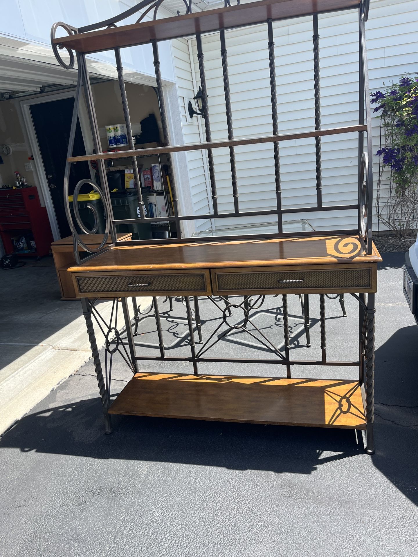Bakers rack