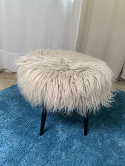 Fur stool