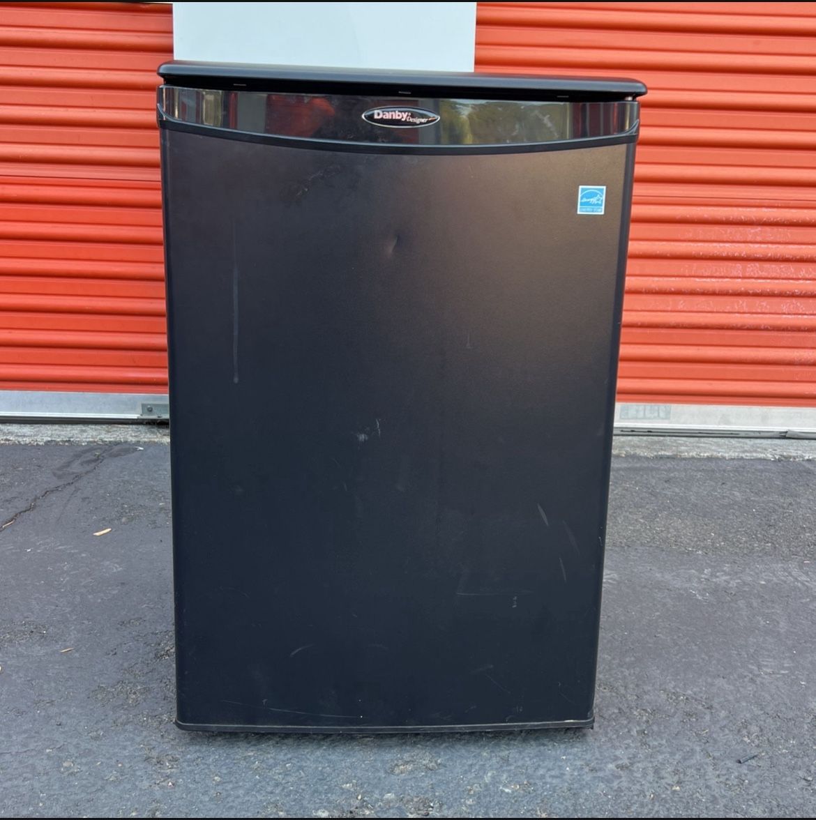 Danby Designer 2.6 Cubic Feet Compact Refrigerator