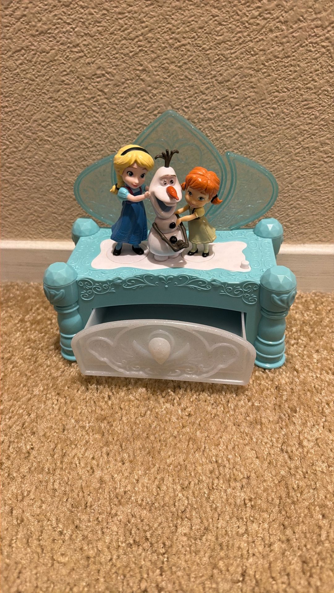 Frozen Music Box
