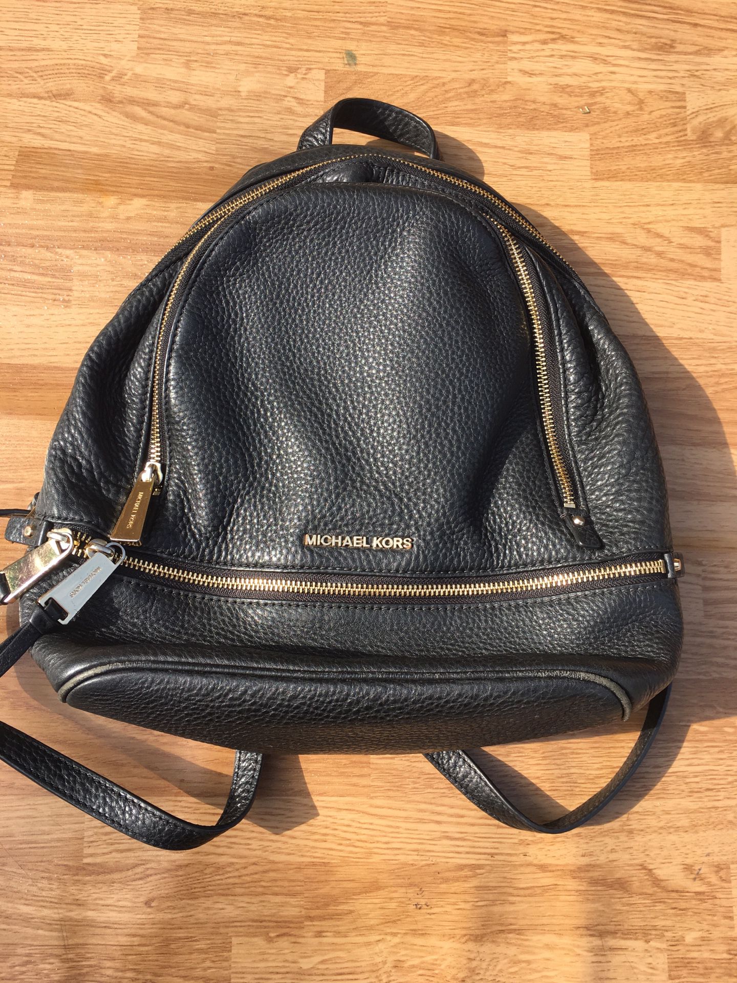 MICH MICHAEL KORS Rhea Large Leather Backpack