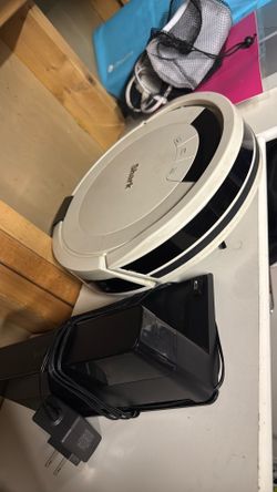 Shark robot vacuum