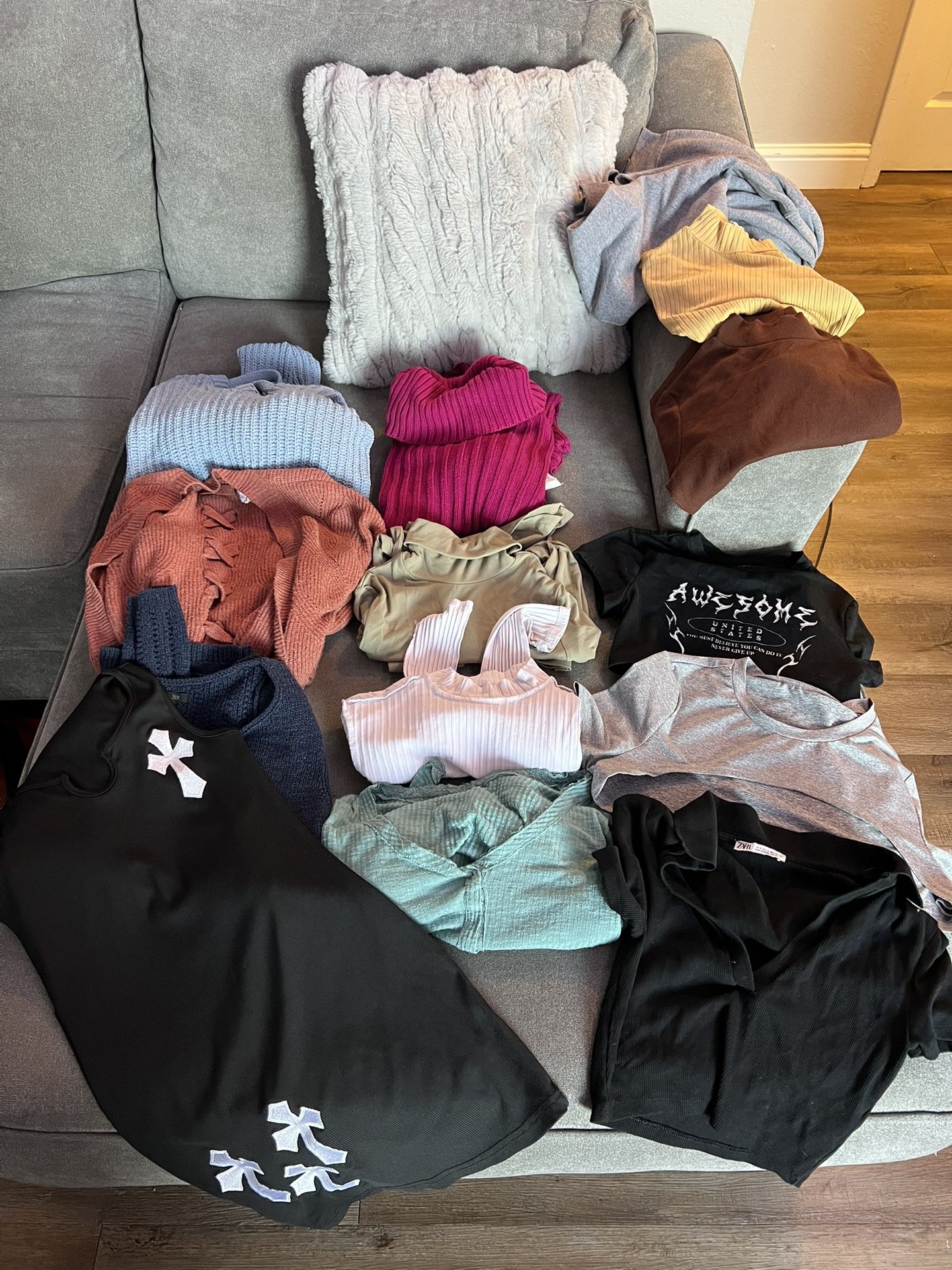 Women’s XS Clothing Bundle