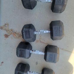 Lots Of Olympic Weights Available. 45s, 35s, 25s, 10s, 5s, 7 Ft Olympic Bar, And 30 And 40 Lb Dumbbells