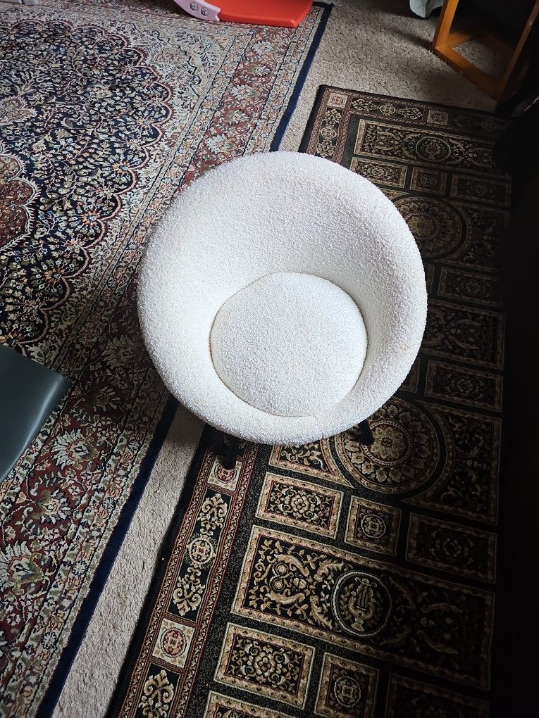 Cute Little Kids Chair ( Could Be Used As Animal Chair)