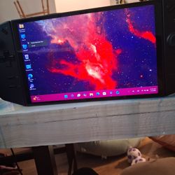 Lenovo Legion Go Handheld Pc