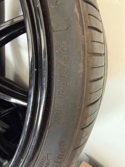 Size 225/35R20 90W