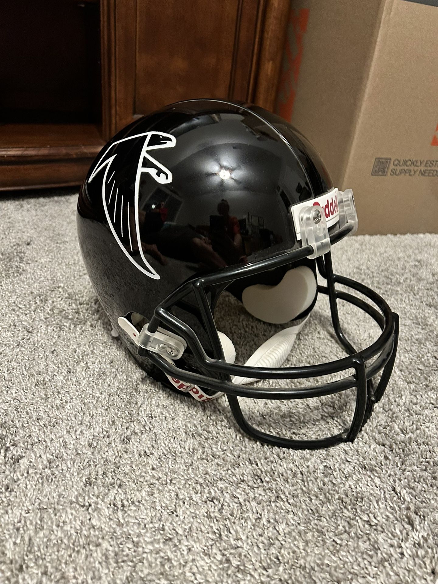 Atlanta Falcons Helmet