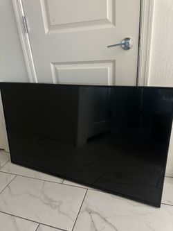 55 in Insignia TV
