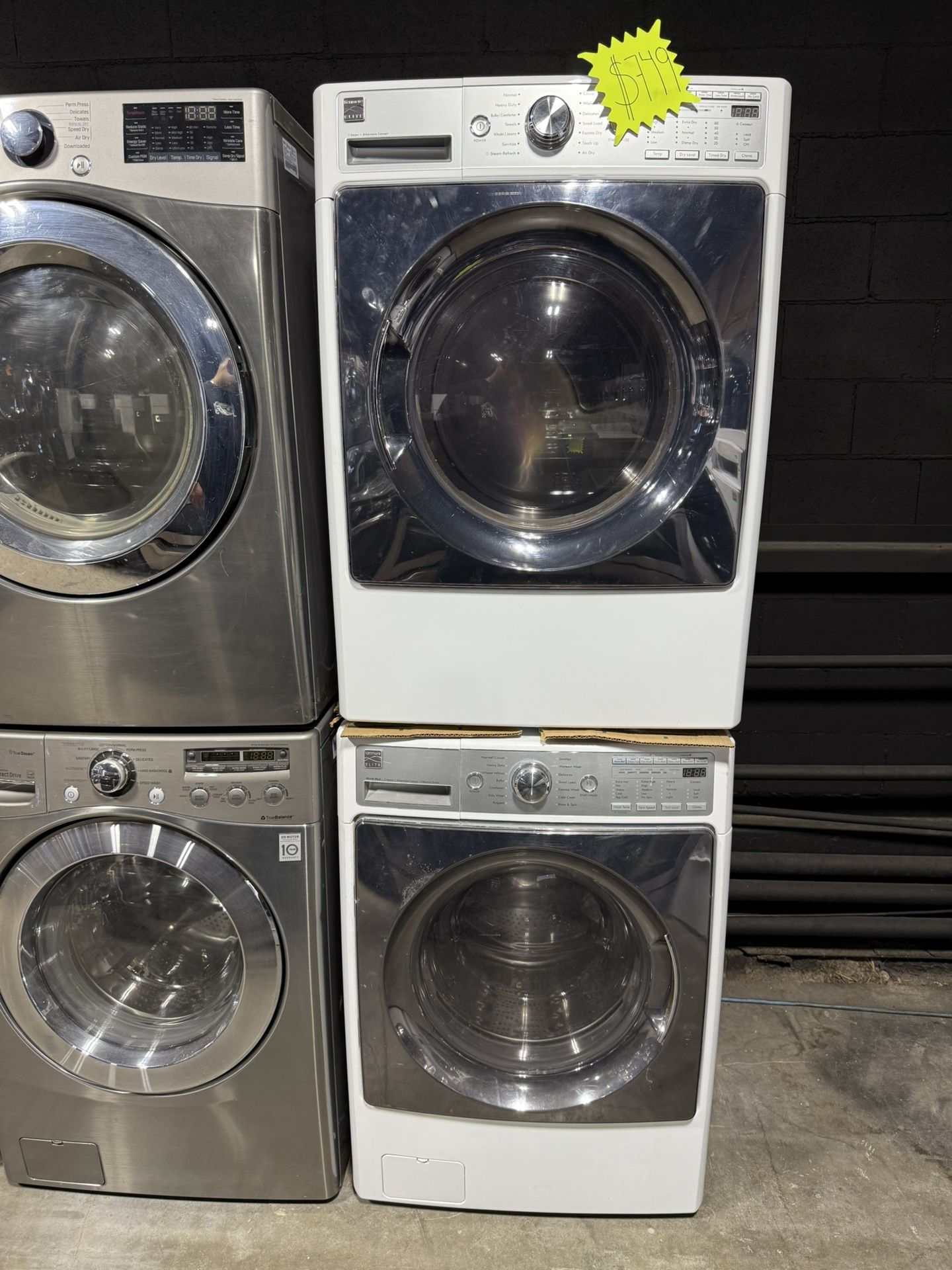 Kenmore washer and gas dryer set
