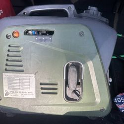 Sportsman 1000W Gasoline Powered Inverte r Generator