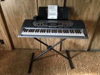 Casio Keyboard/Organ with stand