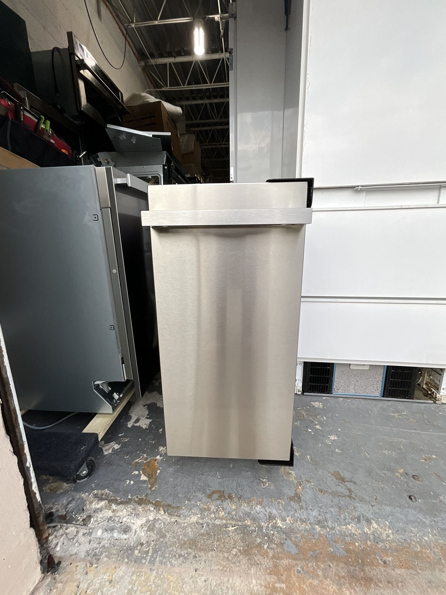 🔥 JennAir 15” Undercounter Ice Maker – OPEN BOX 🔥