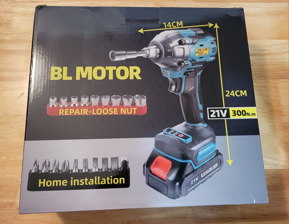 NEW Electric Impact Wrench kit 21V 300N.m w/Box