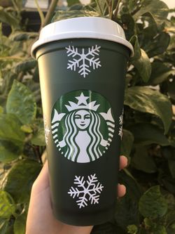 Color changing cup Starbucks snowflake