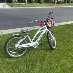 Electra Beach Cruiser Electric Bike 