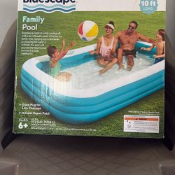 Blue scape 10 ft Long Family Pool Only $15 SW area