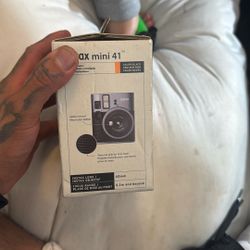 Instax Mini41 Fuji Film For The Low Must Come Pick Up Today Right Now Still In The Box $120