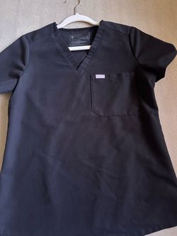 Figs Scrub Top