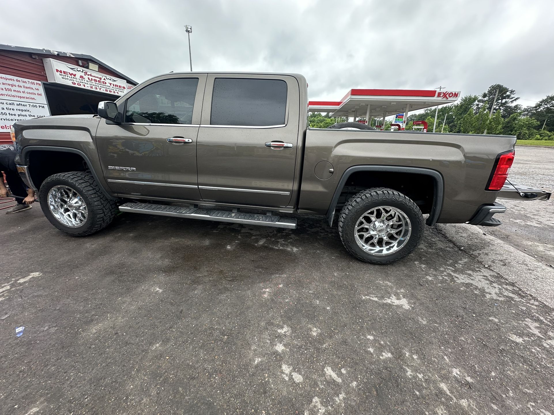 Wheels and Tires For Gmc Sierra And Silverado
