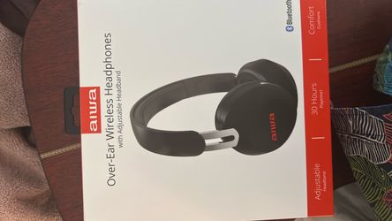 Aiwa Wireless Stereo Headphones Brand New Never Used in Box They Sound Great l have a pair myself great deal!