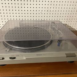 Technics SL-D1 Turntable