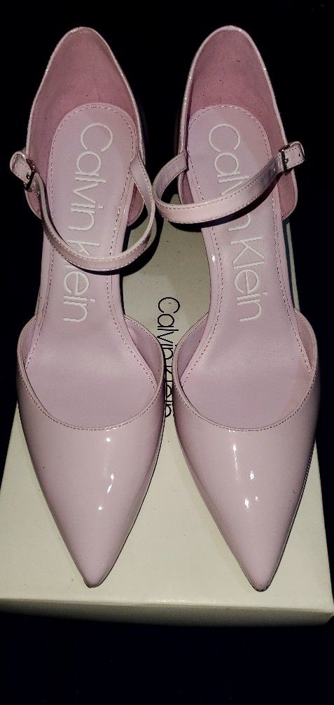 Calvin Klein Womens Roya Dress Pumps