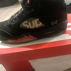 Jordan 5 Supreme 