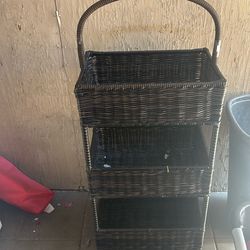 Storage basket